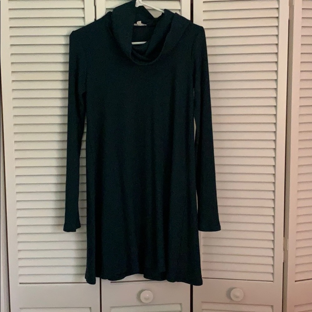 Green Turtleneck tunic
